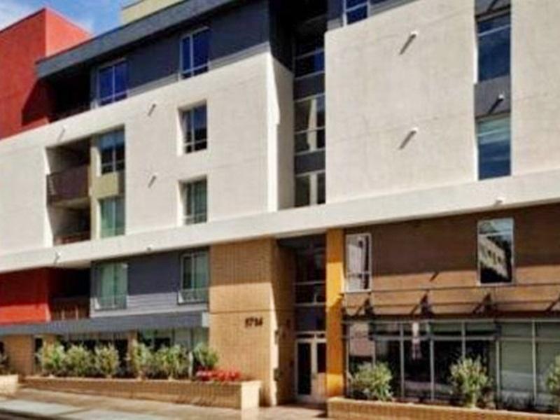 Hollywood Hills Hotel 3*